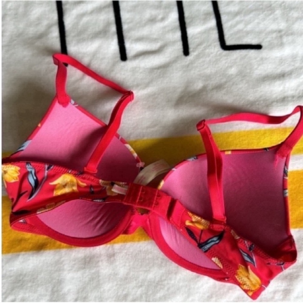 Victoria's Secret Floral Bra - Picture 6 of 13